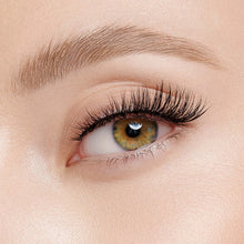 Load image into Gallery viewer, Effortless - No Trim - Natural Lash Collection