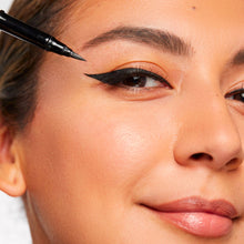 Load image into Gallery viewer, Perfect Strokes Matte Liquid Liner