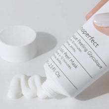 Load image into Gallery viewer, Vinoperfect Brightening Glycolic Peel Mask