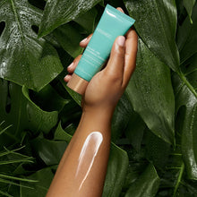 Load image into Gallery viewer, Biossance Squalane + Zinc Sheer Mineral Sunscreen